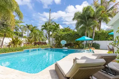 Image de Beautiful Remodeled Pool Home in the Heart of Downtown Delray Beach!