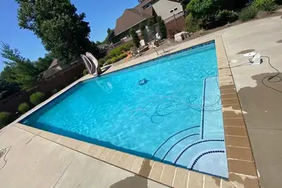 Image de Beautiful home Sleeps 10 with Heated Inground Pool