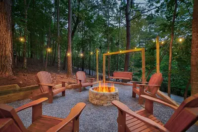 Image de New Fire Pit - Game Room - Loft - Parking