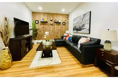 Image de Kosciuszko Station | Spacious Luxury 3-Bed +Office