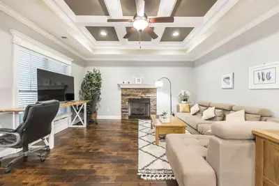 Image de Cozy 3br/2ba /king bed nice neighborhood Perry Fairground Abf Technical College