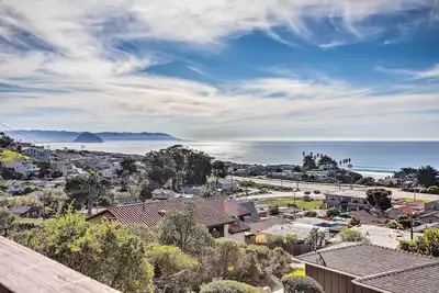 Image de Pet-Friendly Cayucos Home w\/ Ocean Views!