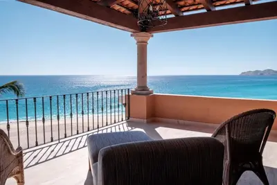 Image de Beachfront Olas Ph Casa Del Mar Spring Special