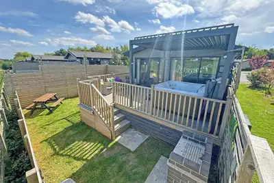 Image de Spa Lookout (Pet Garden)