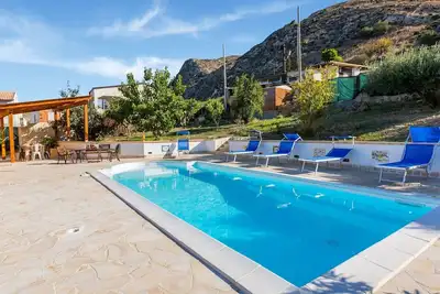 Image de Ravissante Villa à Realmonte avec Piscine Privée