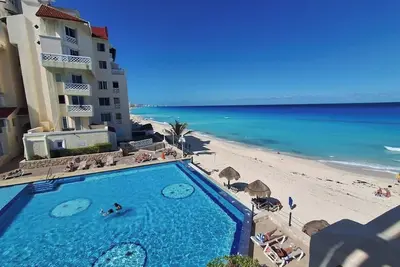 Image de 3 Bdr Penthouse w\/ Ocean view and Beach Access