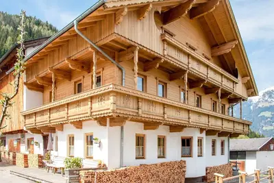 Image de Appartement à Hainzenberg dans un domaine skiable