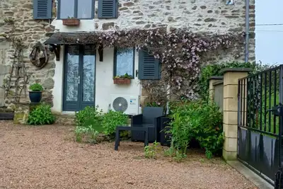 Image de Maison à Teilhet près de Chateau Rocher