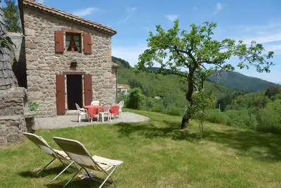 Image de Maison de vacances attrayante avec vue magnifique