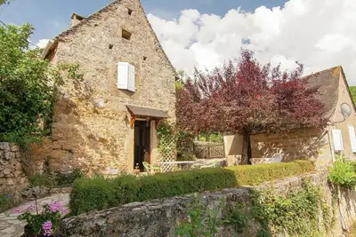 Image de Gîte pittoresque à Roziers avec terrasse