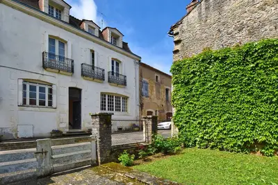 Image de Maison de vacances près d'un jardin privé