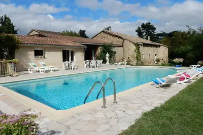 Image de Maison de avec piscine privée près de Valence