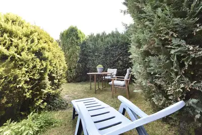 Image de Appartement avec pelouse