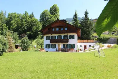 Image de Appartement authentique avec Sauna a Hopfgarten