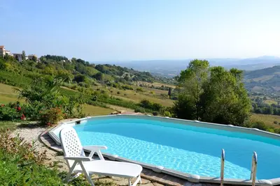 Image de Maison de vacances élégante avec piscine