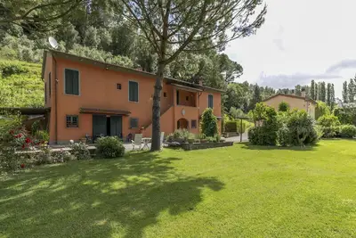 Image de Escapade dans le jardin caché de Toscane