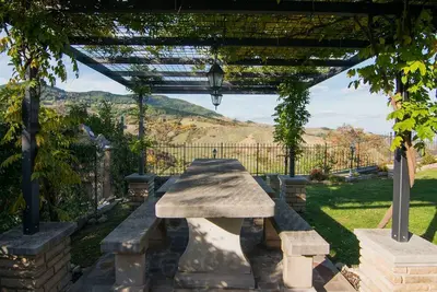 Image de Appartement à Petrella Guidi au Charme Médiéval