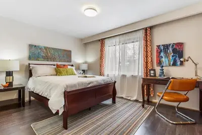 Image de Beautiful 3 bedrooms facing library and school