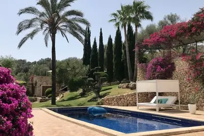 Image de Breathtaking views in luxury finca, dream garden, pool, absolute tranquillity, Bbc
