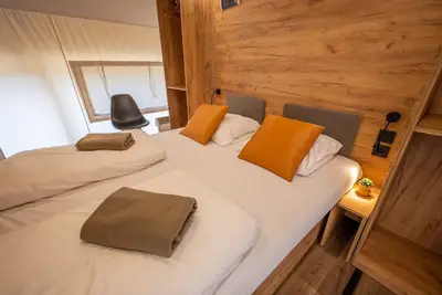 Image de Tente lodge avec salle de bain, Maastricht Ă 16 km