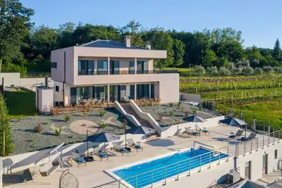 Image de Luxury Villa Callista near Labin with kids playground, fitness and heated pool