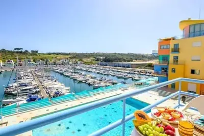 Image de Apartment Sky Vista - Beautiful Marina Views