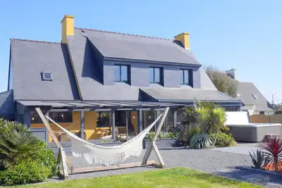 Image de Maison de vacances avec jacuzzi, premium, Guisseny
