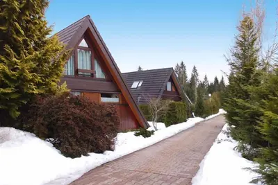 Image de Maison à Tennenbronn près du Skilift & Sentiers