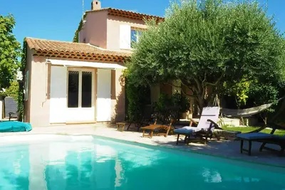 Image de Maison de vacances à Pertuis avec terrasse