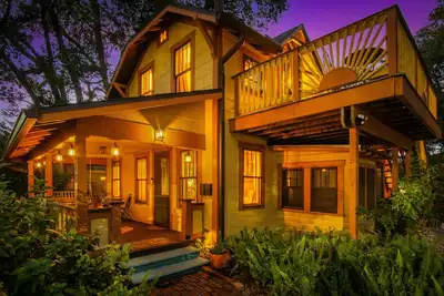 Historic Gem 10min from Clearwater Beach- 3 Beds