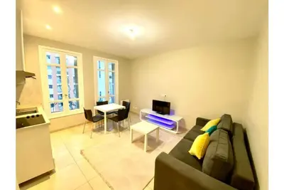 Image de Superbe Appartement Proche Du Port De Nice