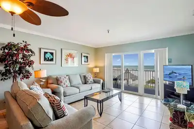 Image de Sea Breeze 106 - Sea, Sun, and Coastal Serenity