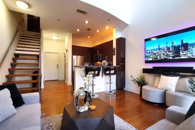 Image de Couples Modern Retreat!