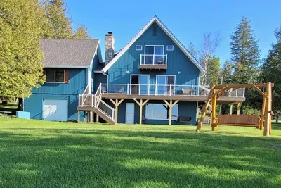 Image de Drummond Island Hotel & Vacation Homes - Anchors Away