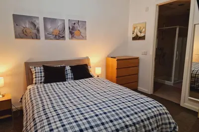 Image de Lovely house Close to center and Etihad stadium