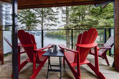 Image de Oceanfront Cabin With 2 Private Decks! ⎮Sea Glass