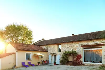 Image de Maison de vacances confortable avec terrasse