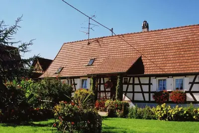 Image de Maison de vacances à Schleithal avec jardin