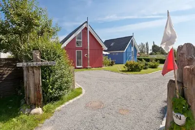 Image de detached holiday home in the second row