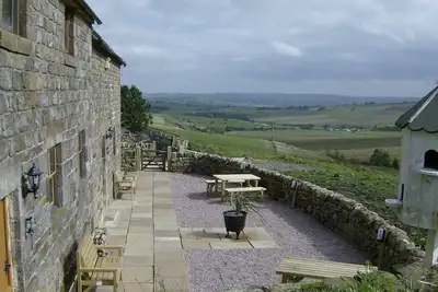 Image de Historic Barn With Breathtaking Views Over Derbys/Staffs Border. Pet friendly.