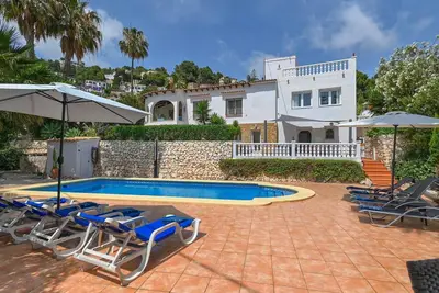Image de Villa accueillante à Benissa avec piscine