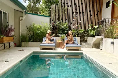 Image de New Poolside 1bdr-Blue Pearl steps to the beach
