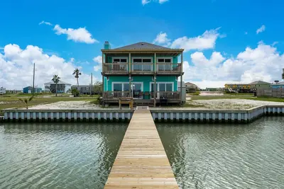 Image de The Salt Flat | Private Dock, Bayfront Views!
