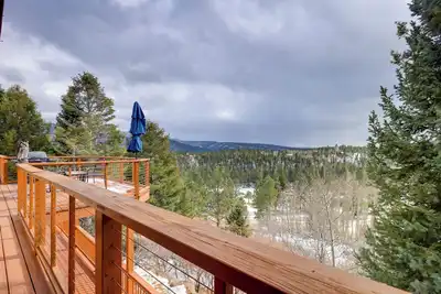 Image de Mountain-View Angel Fire Escape 'Ace's Place'