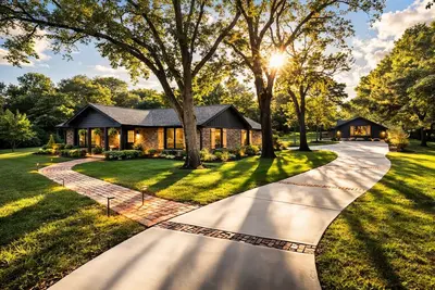 Image de Farmhouse Oasis Steps to Historic Montgomery Tx