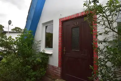 Image de Bungalow paisible à Börgerende avec terrasse
