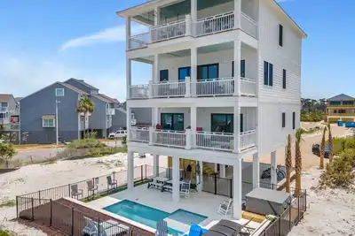Image de Swirly Sunsets: Amazing Beachfront Home-Priv. Pool, Arcade Games, Pet Friendly!
