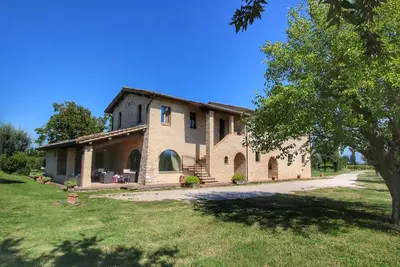 Image de Manoir Ă Assise avec piscine et vue superbe