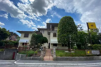 Image de Appartement à Sirmione près du lac de Garde
