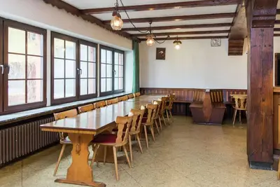 Image de Maison de vacances spacieuse avec barbecue dans